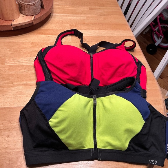 Top Sport Sans Manches Victoria's Secret Sport - Taille L, Bleu Marine, Avec Capuche, Neuf Sans étiquettes